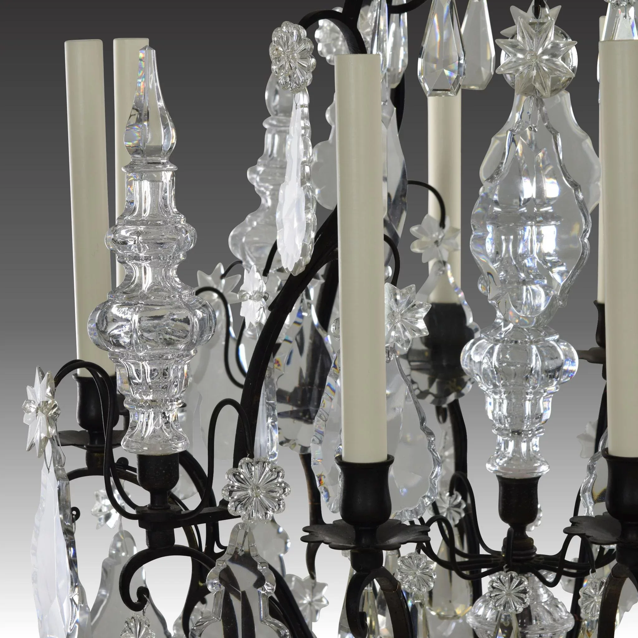 Antique French Bronze and Crystal Chandelier - 8 Lights - View 5