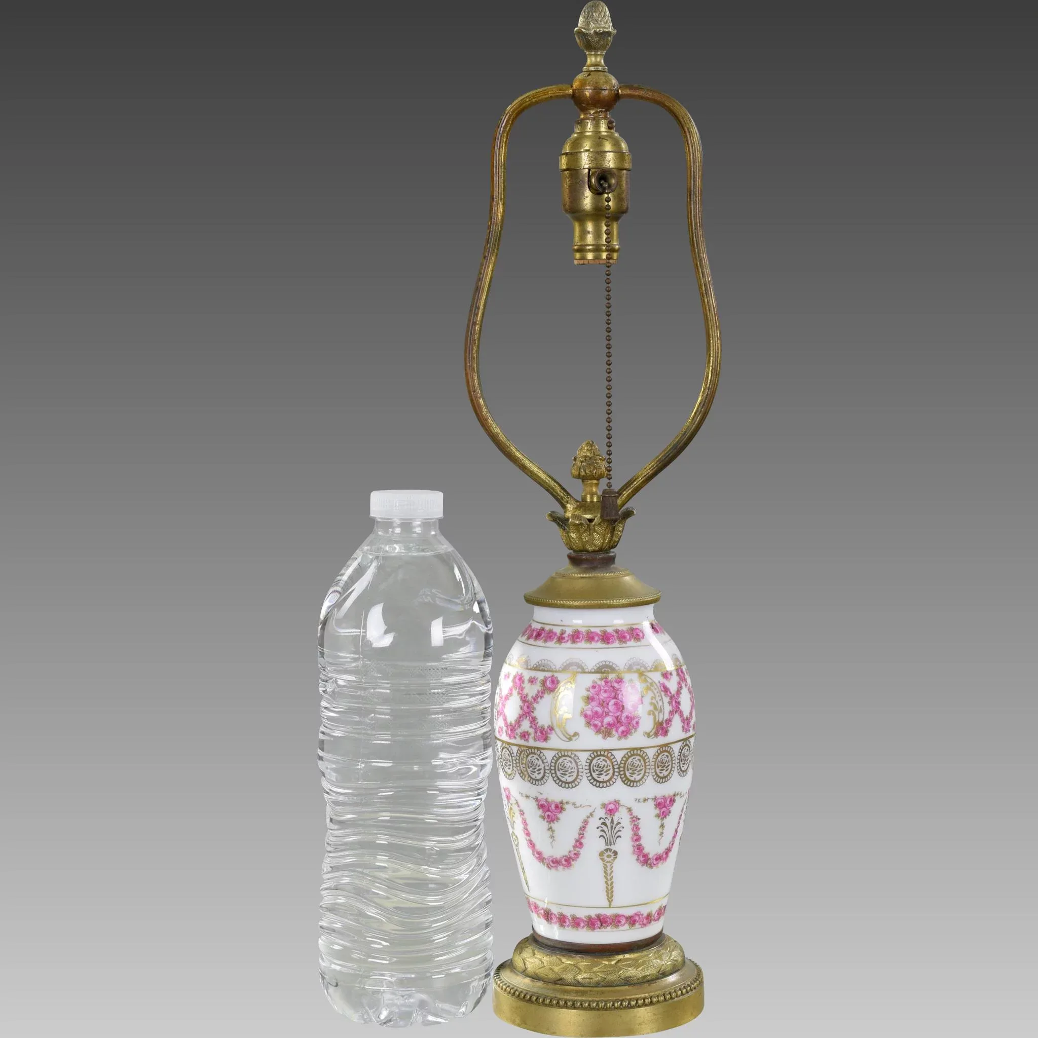 Petite Vintage French Lamp - Roses - View 2