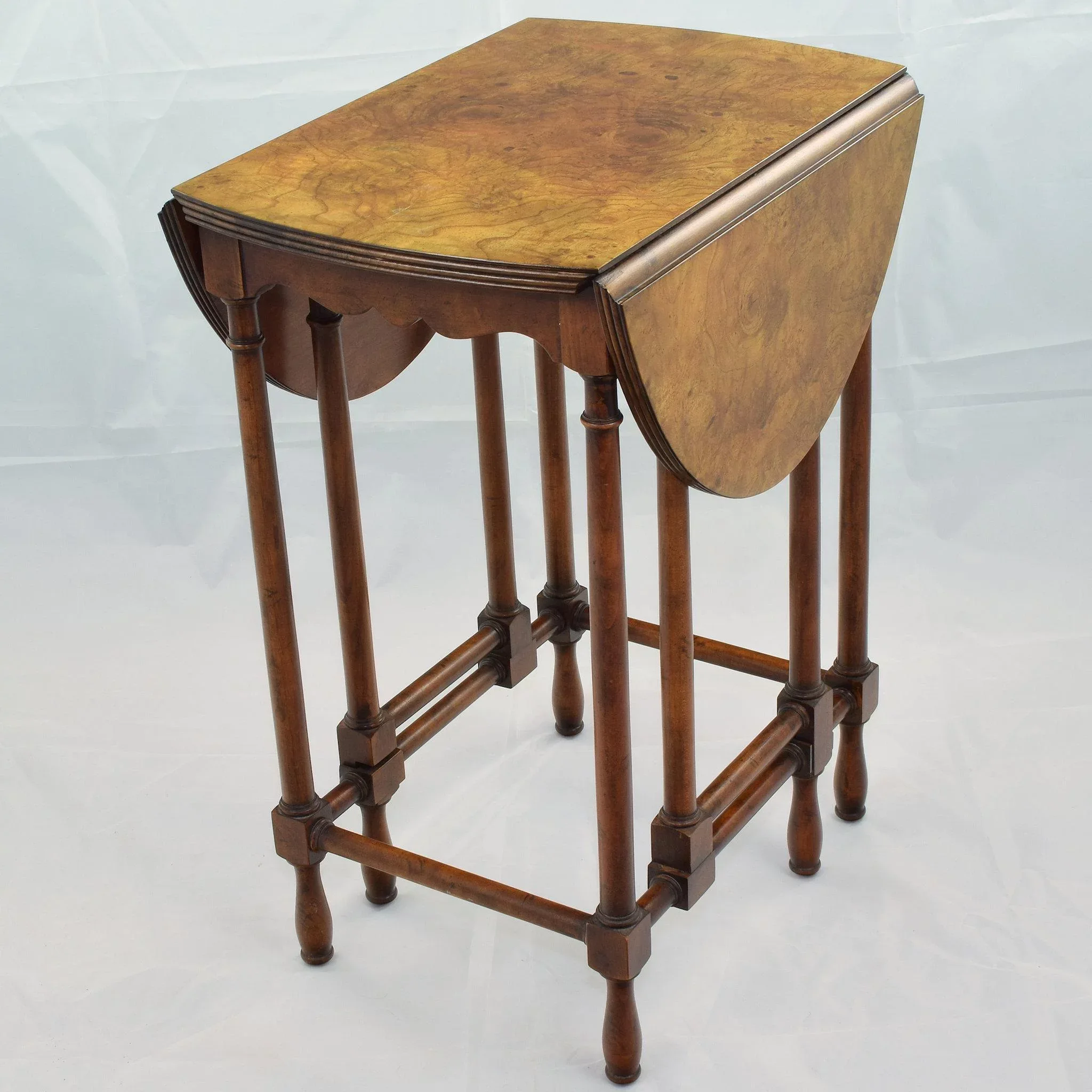 Vintage Baker Furniture Petite Drop Leaf Table - Burled Walnut - View 4