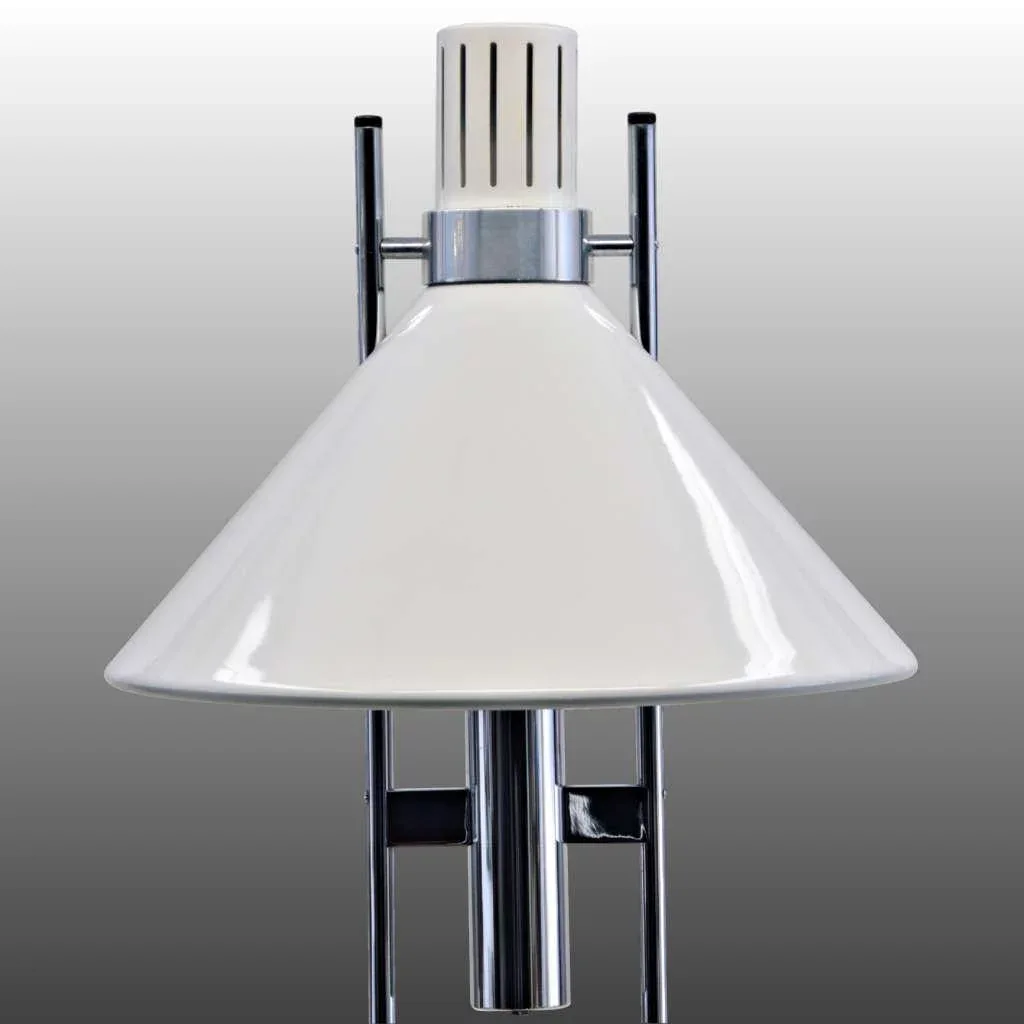Mid-Century Modern Robert Sonneman Lamp - 1960s White and Chrome - View 3