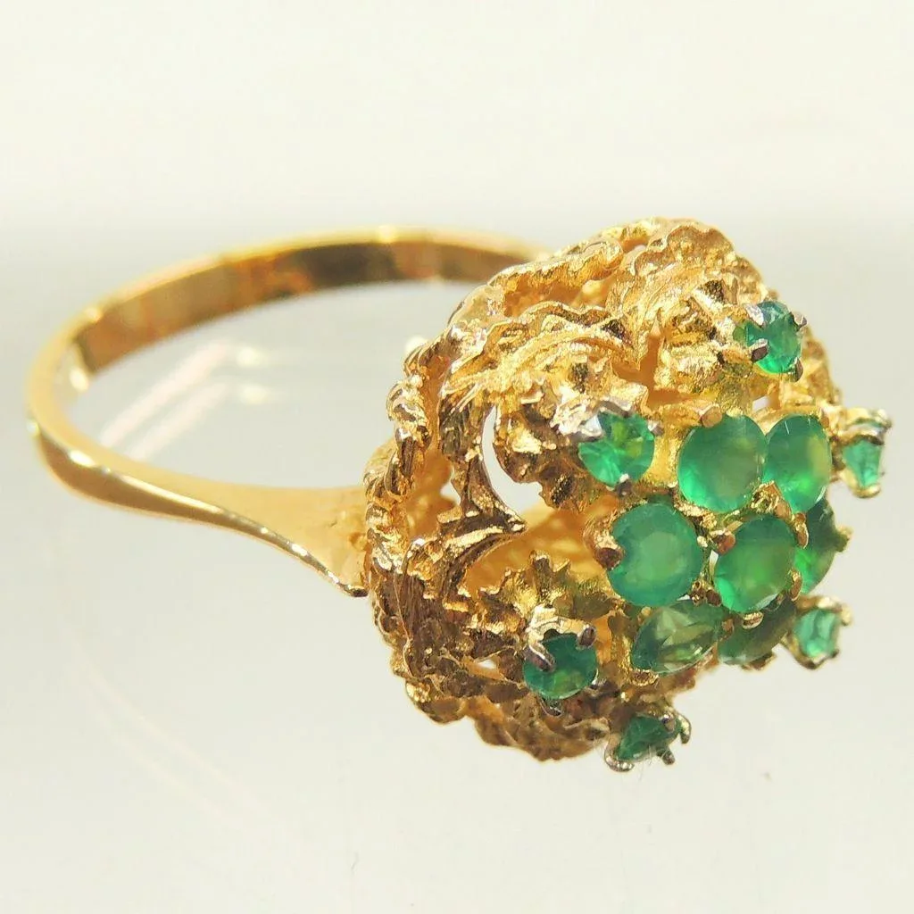 Vintage 18K Gold Filigree Emerald Cluster Ring - View 4