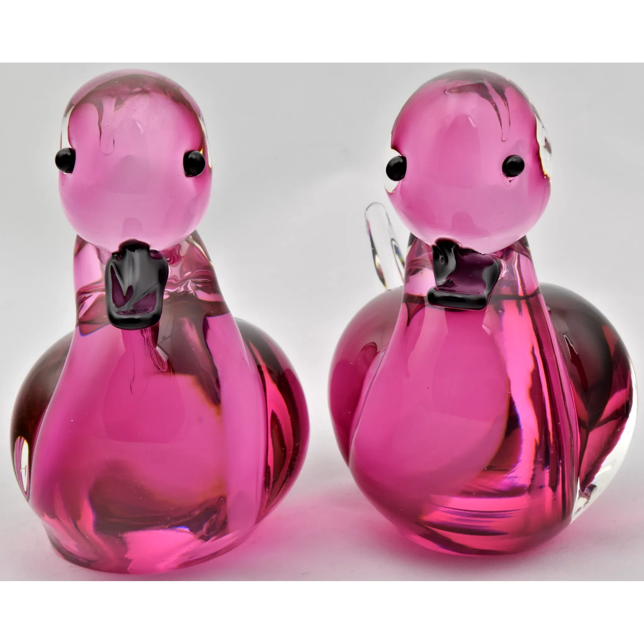 Pair Vintage Petite Formia Murano Glass Sommerso Ducks Pink / Black - View 3