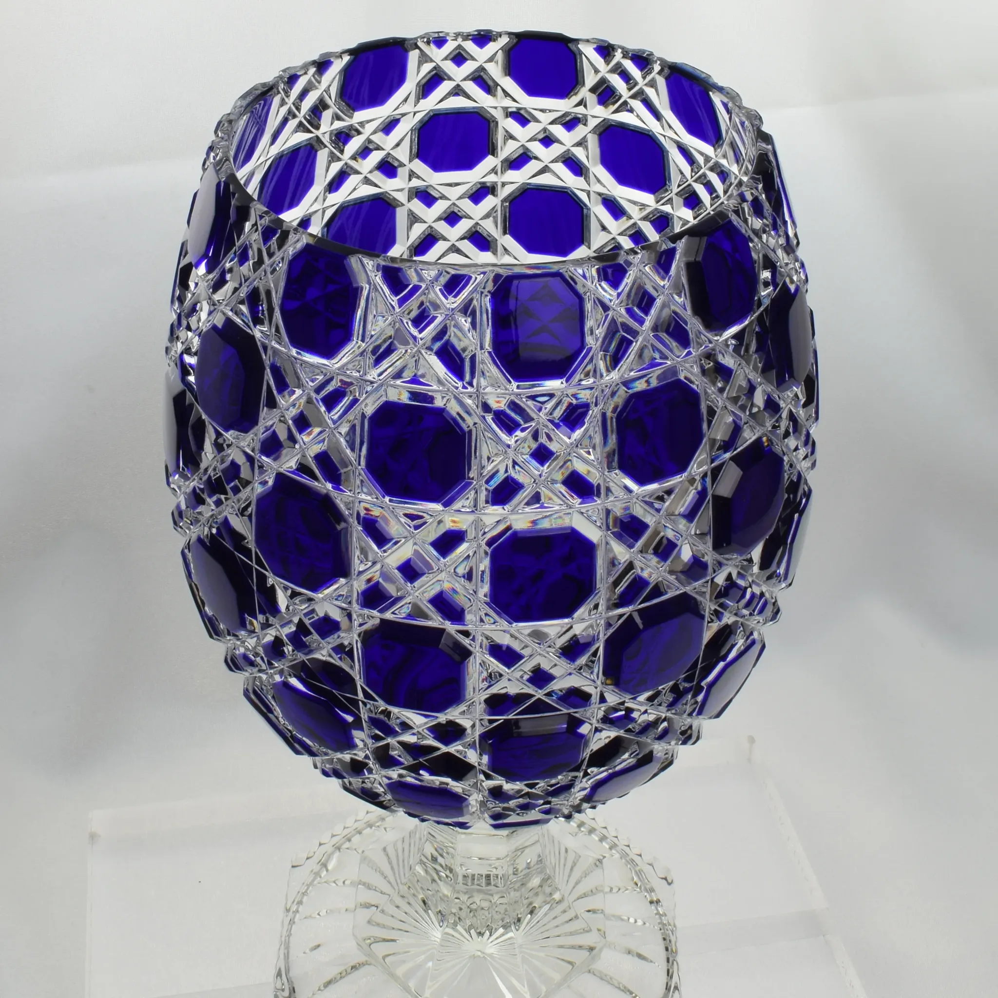 Massive Signed Imperial Fabergé Russian Cut Crystal Bonbonniere Egg - View 4