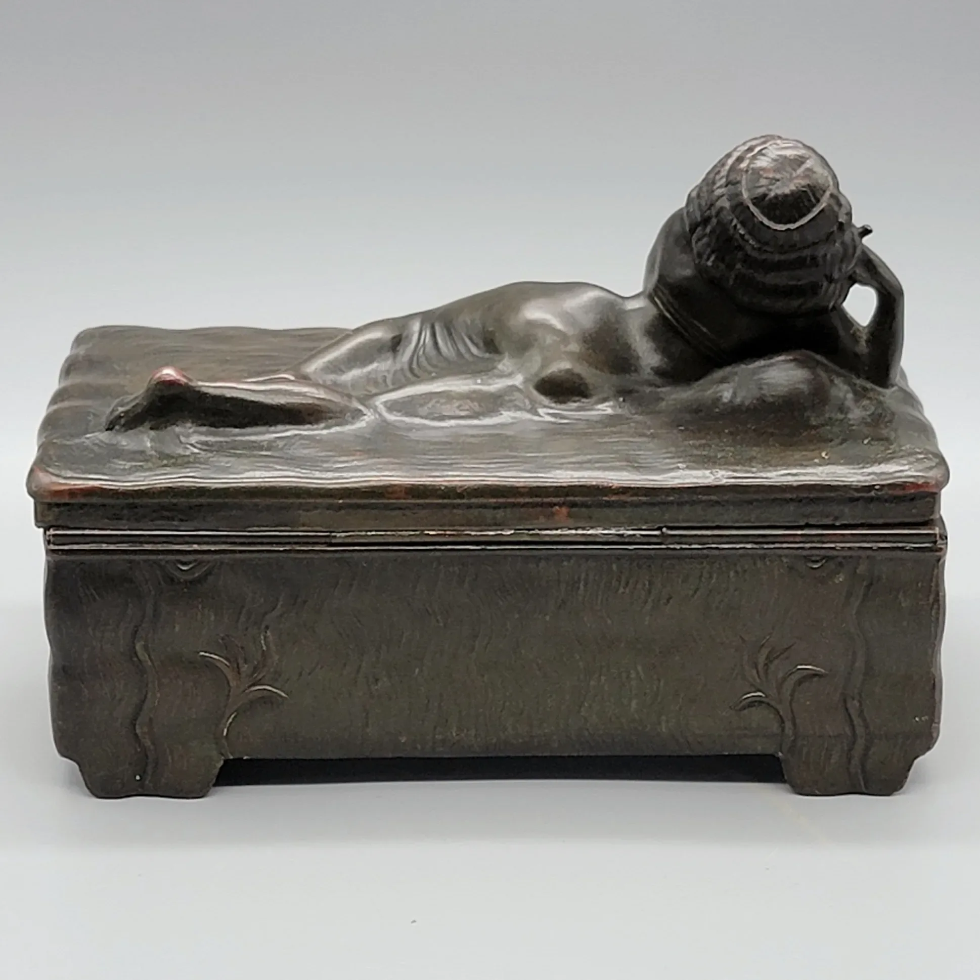 Jennings Brothers Figural Casket Box Lady on Lid - View 4