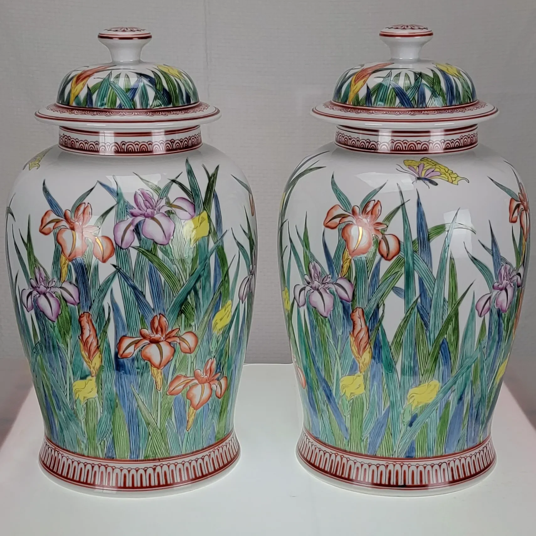 Vintage Pair Large Japanese Porcelain Urns - Signed LJ - View 6