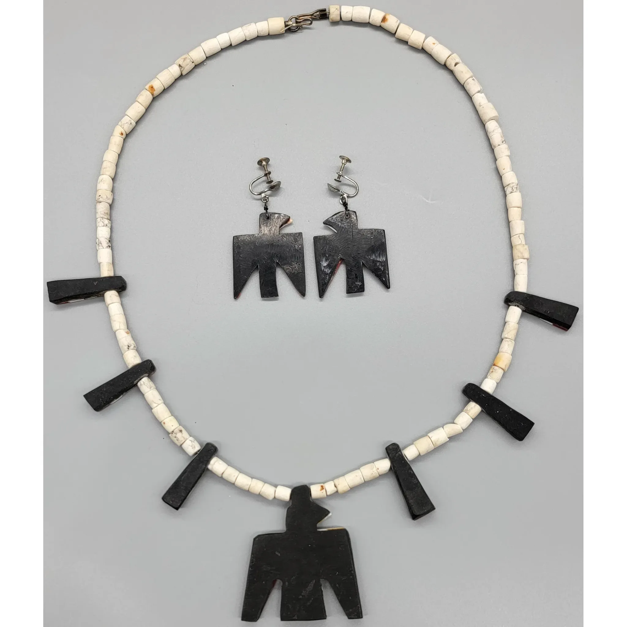 Vintage Santo Domingo Pueblo Thunderbird Necklace & Earrings - View 2