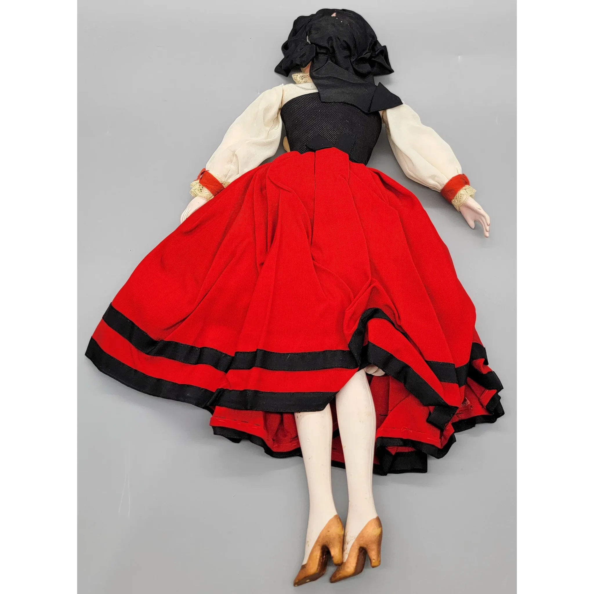 Vintage Late 1930s French Budoir Doll - Alsace-Lorraine Folk Costume - View 10