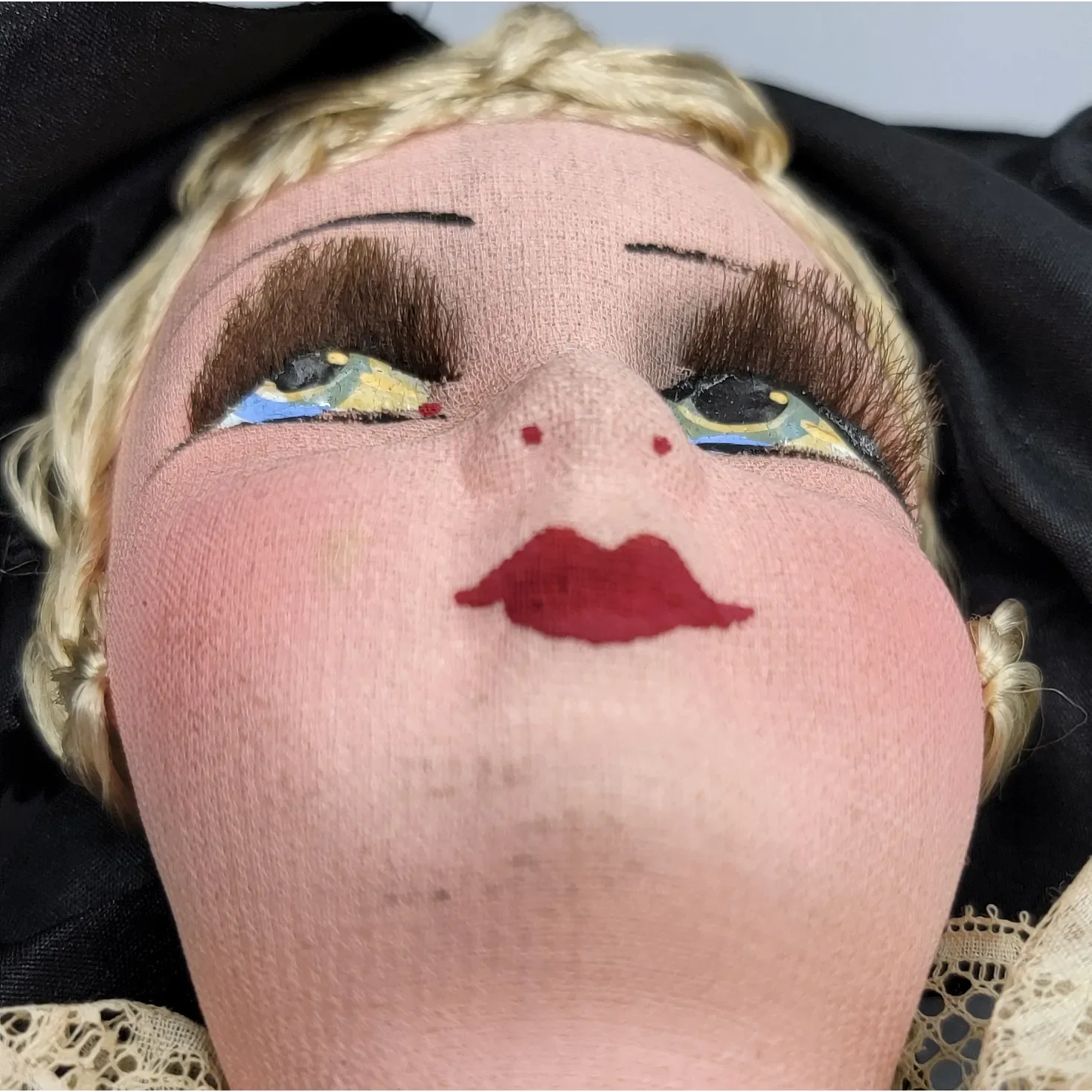 Vintage Late 1930s French Budoir Doll - Alsace-Lorraine Folk Costume - View 8