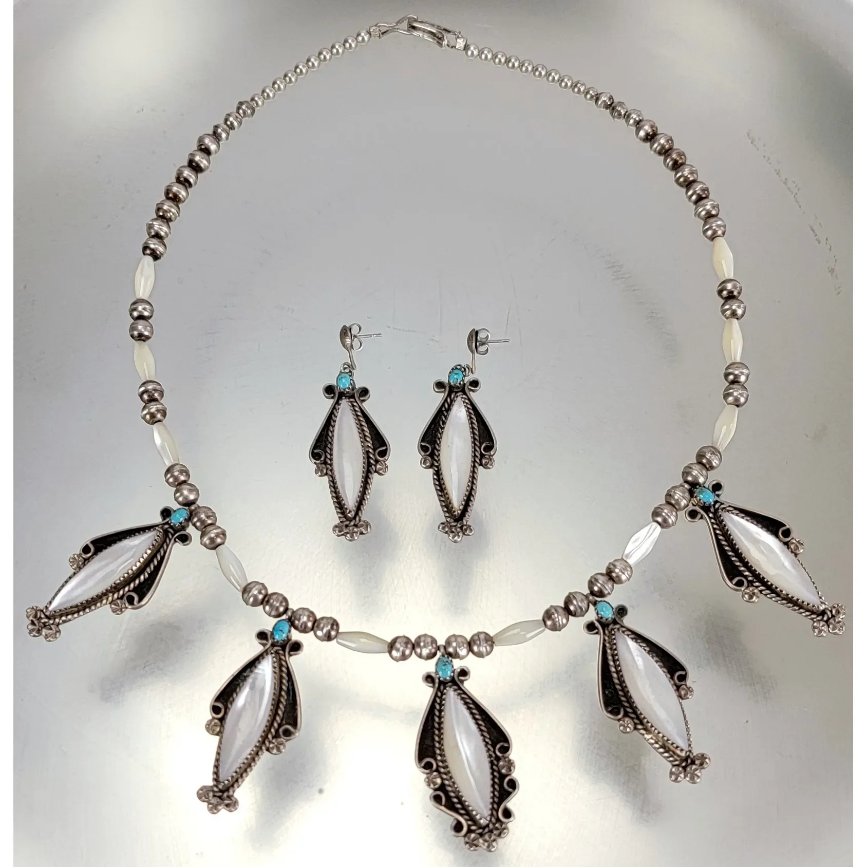Signed D. Dedman Navajo Necklace & Earrings - MOP and Turquoise - View 5