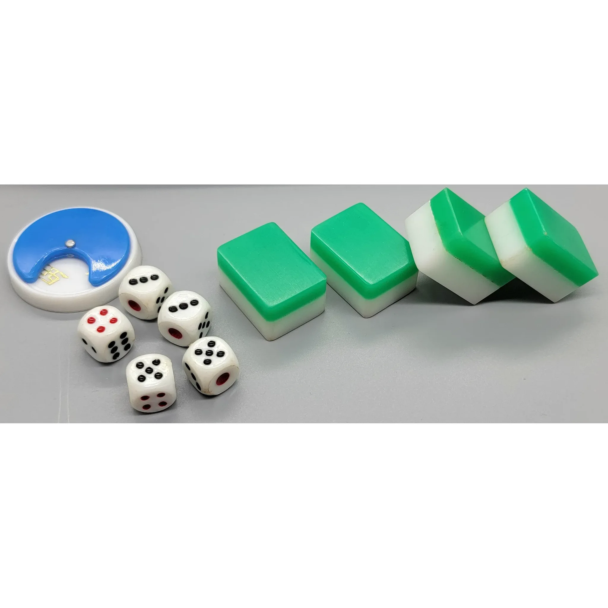 Vintage Mah-Jongg MahJognn Set in case - View 7