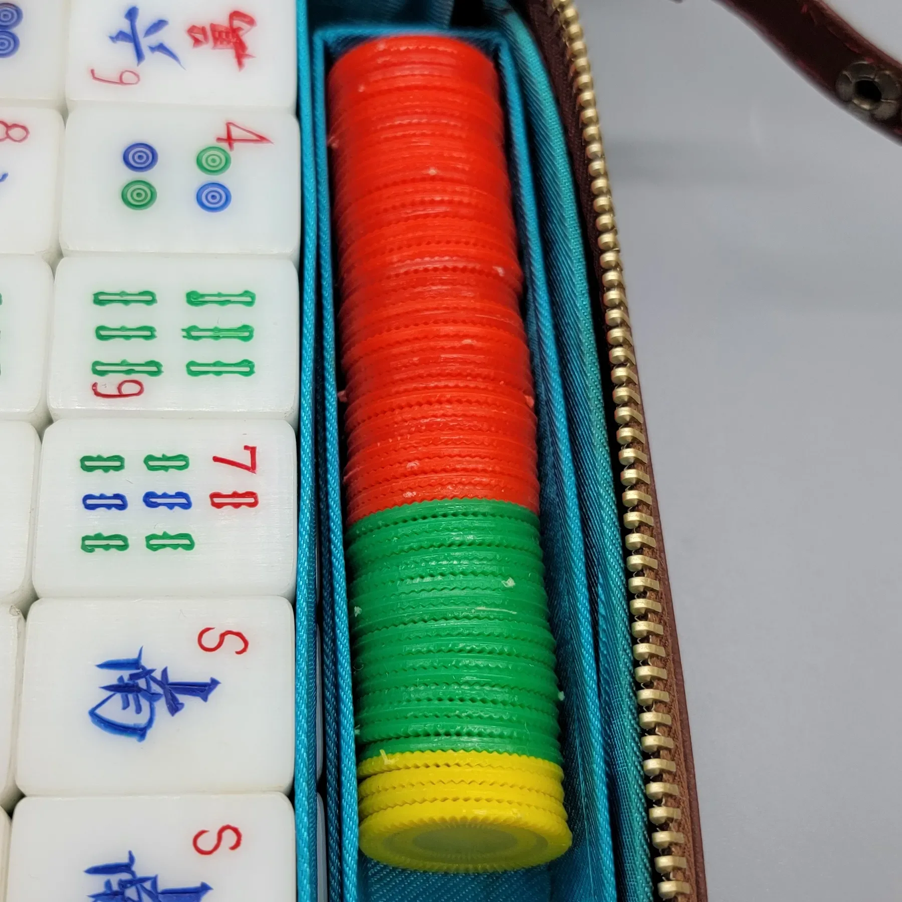 Vintage Mah-Jongg MahJognn Set in case - View 8
