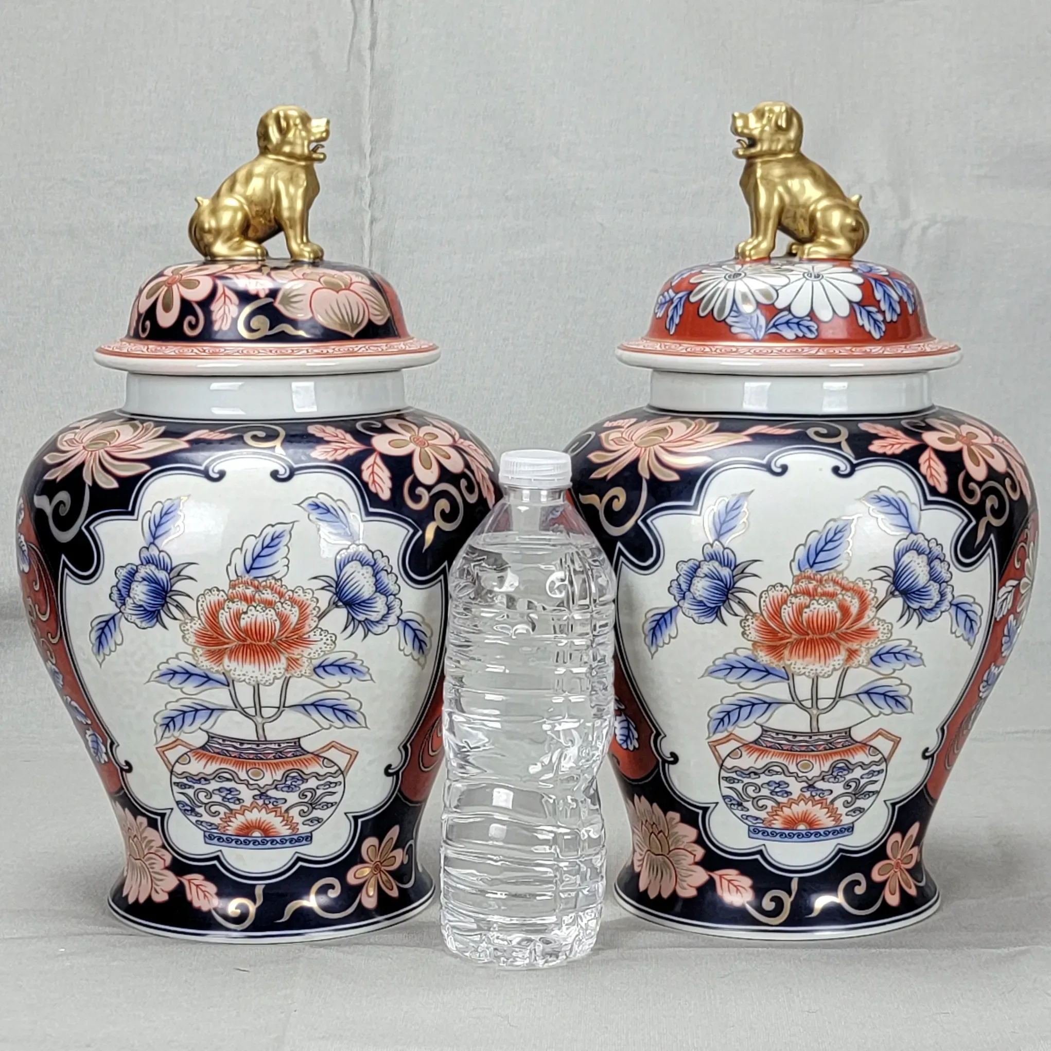 Pair Imari Style Urns or Jars with Foo Dog Lids - View 2