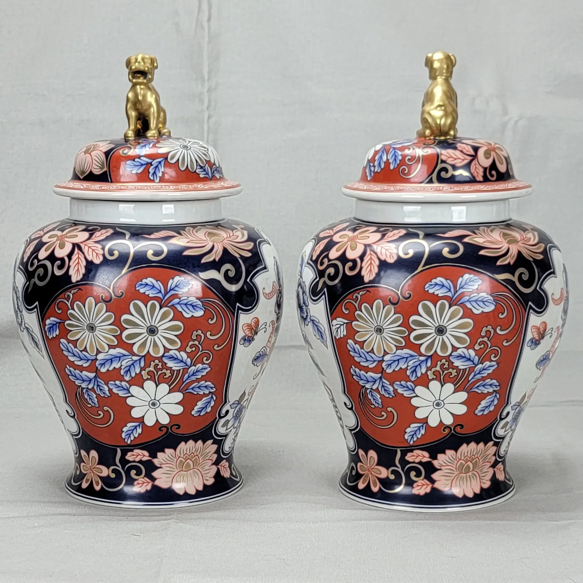Pair Imari Style Urns or Jars with Foo Dog Lids - View 6