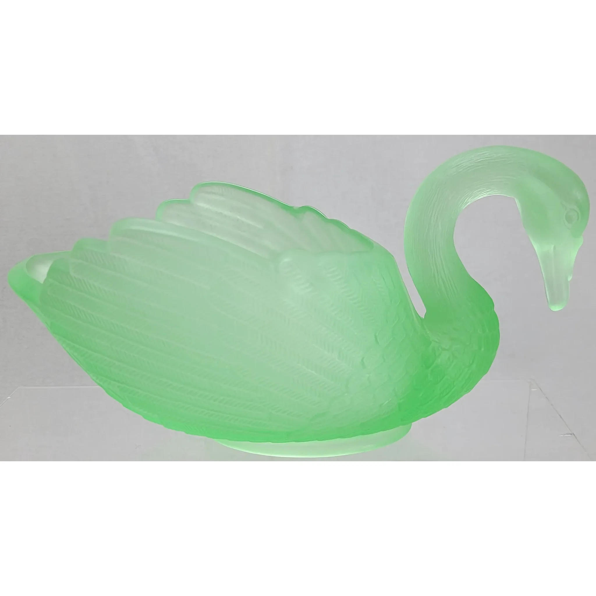 Vintage L.G. Wright Uranium Satin Glass Swan Dish - View 3