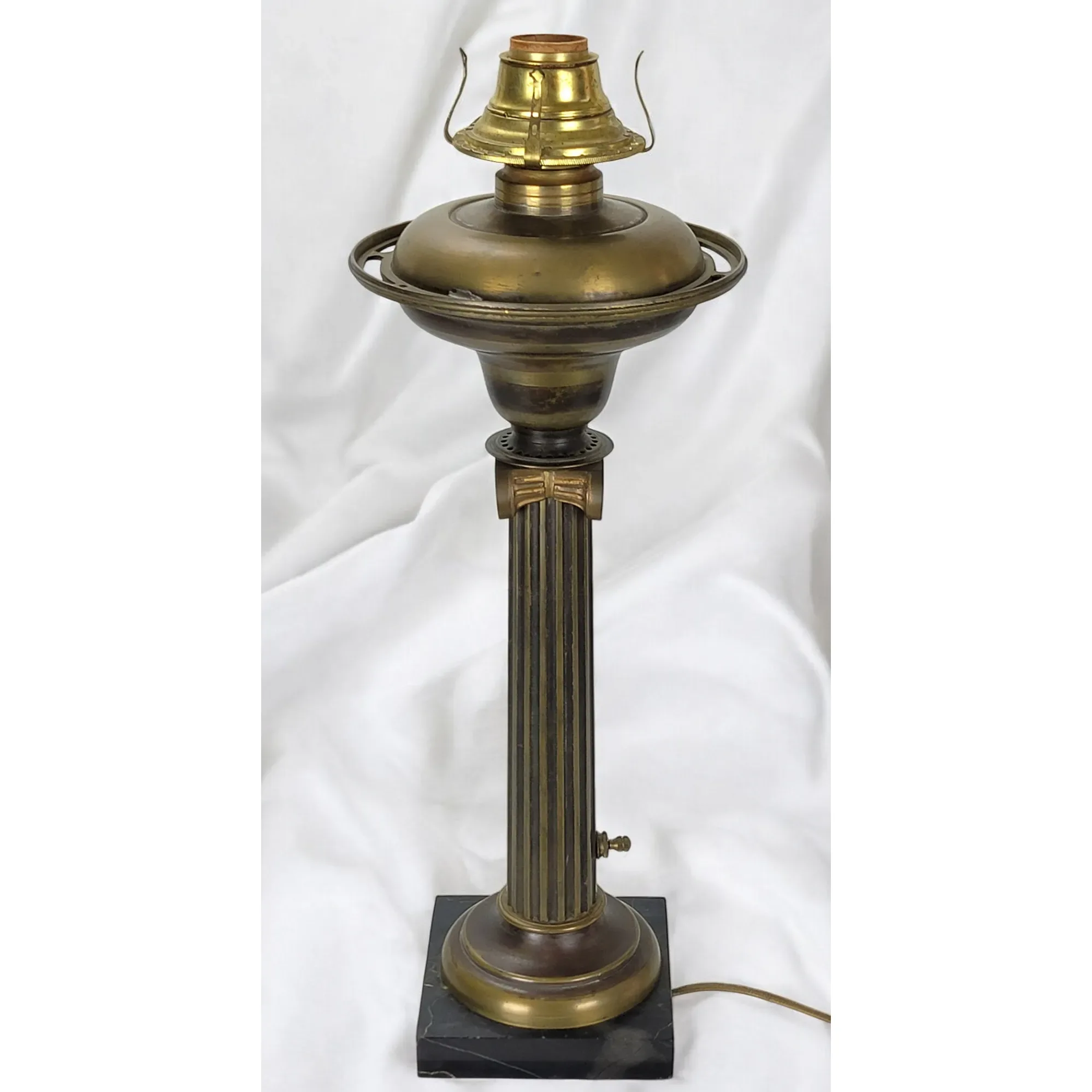 Antique Solar Lamp With Period Cut Ball Shade - 1840s - View 12