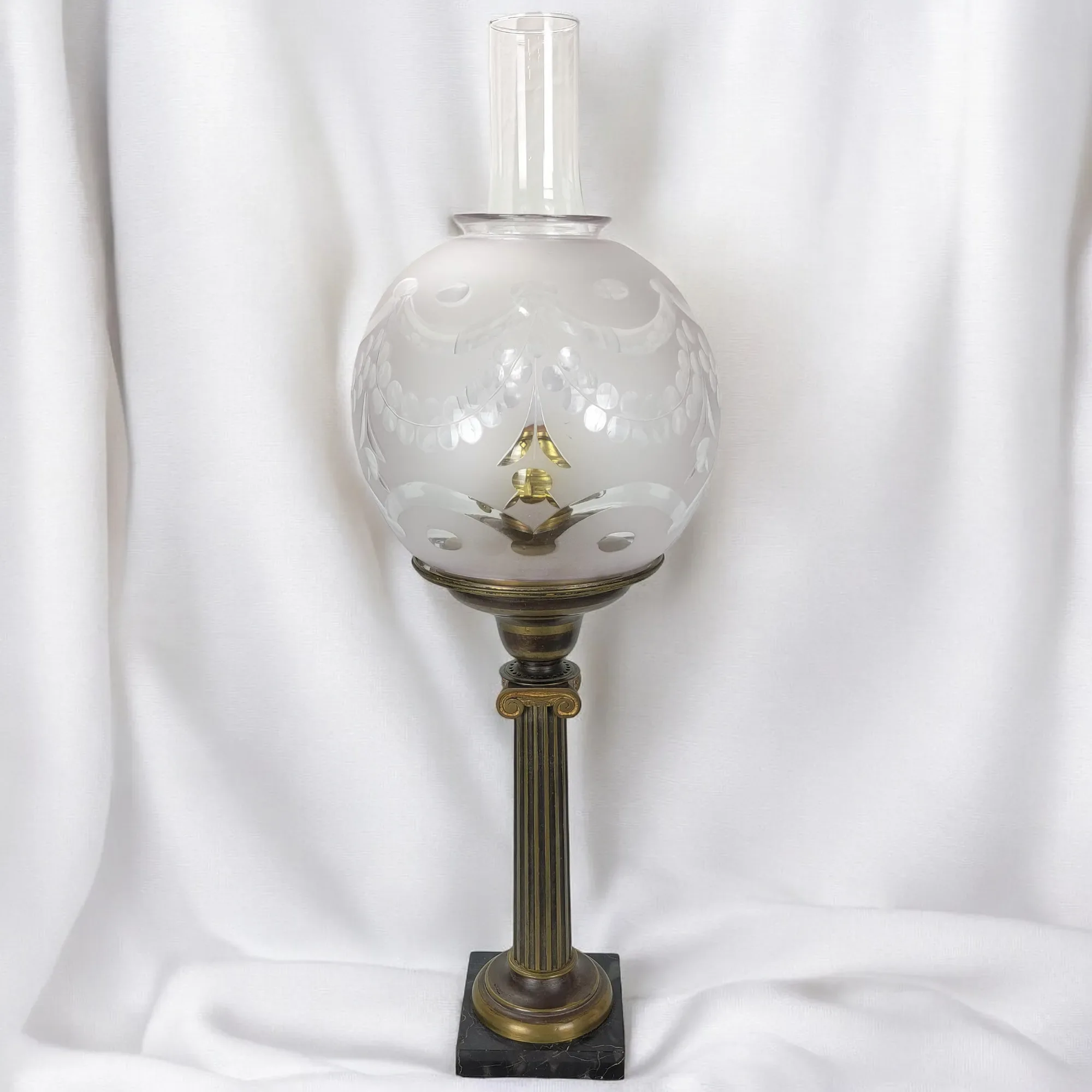 Antique Solar Lamp With Period Cut Ball Shade - 1840s - View 2