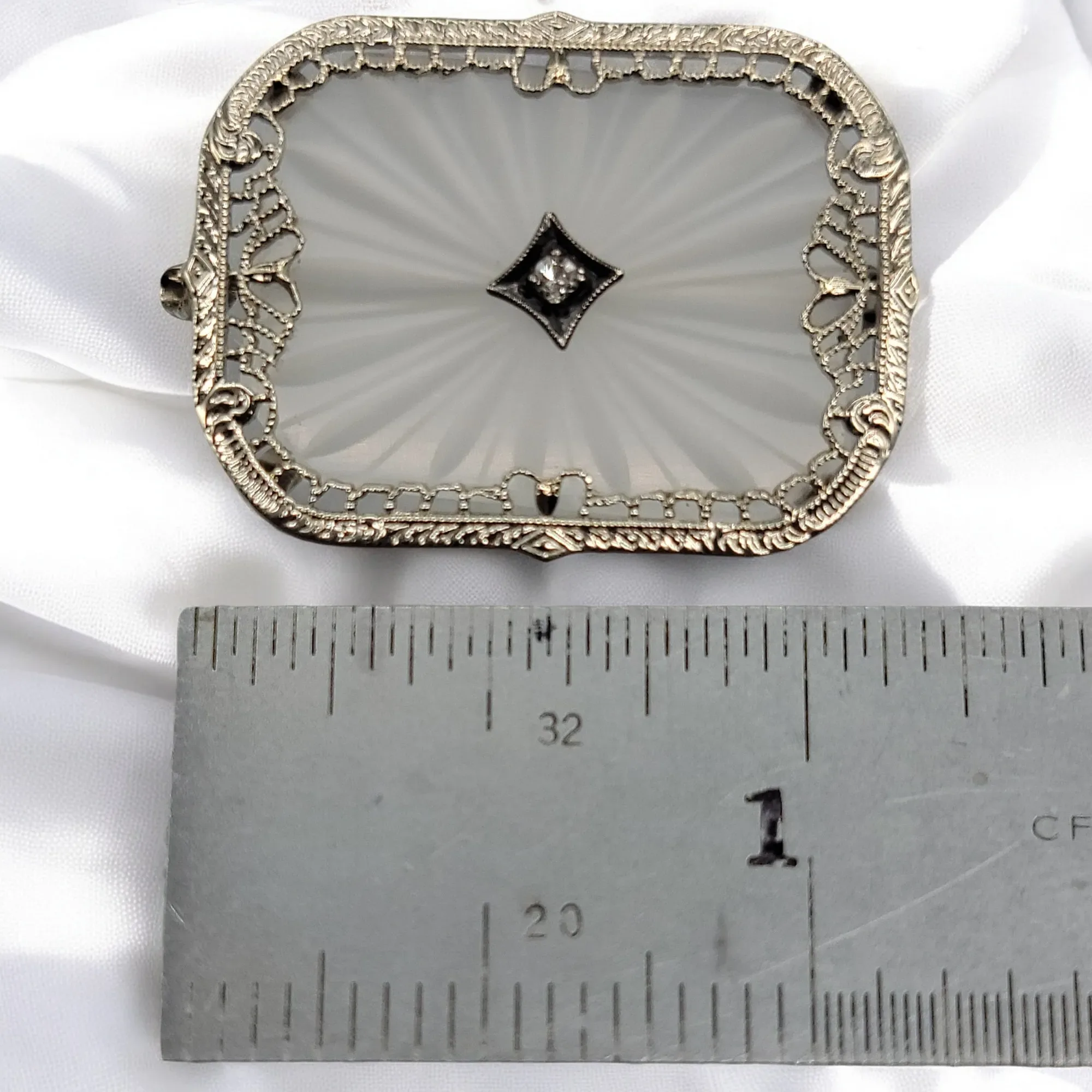 Vintage 1930s Art Deco 14K Camphor Glass Diamond Brooch / Pin - View 9