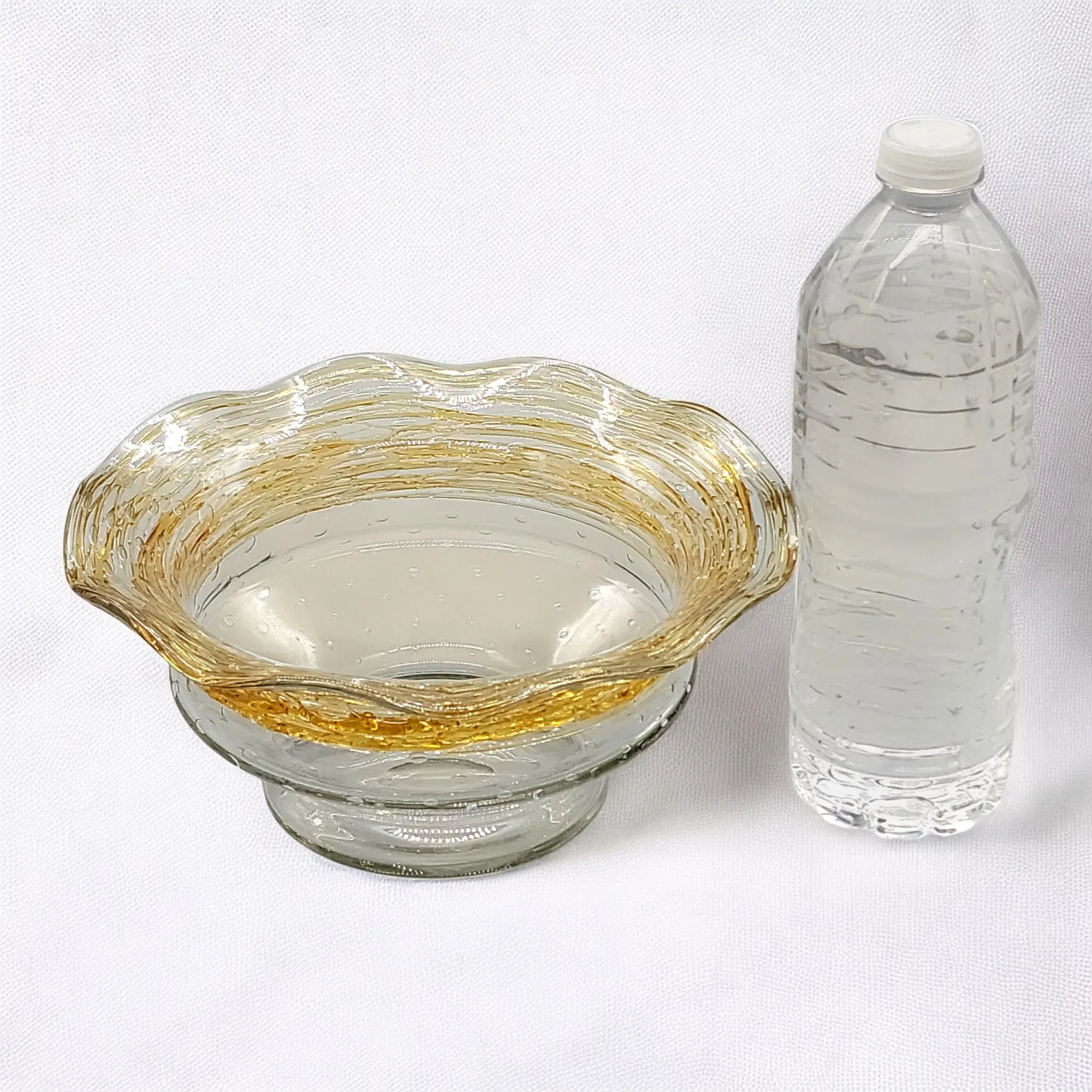 Frederick Carder for Steuben Gold Reeded Bowl - Controlled Bubbles - View 8