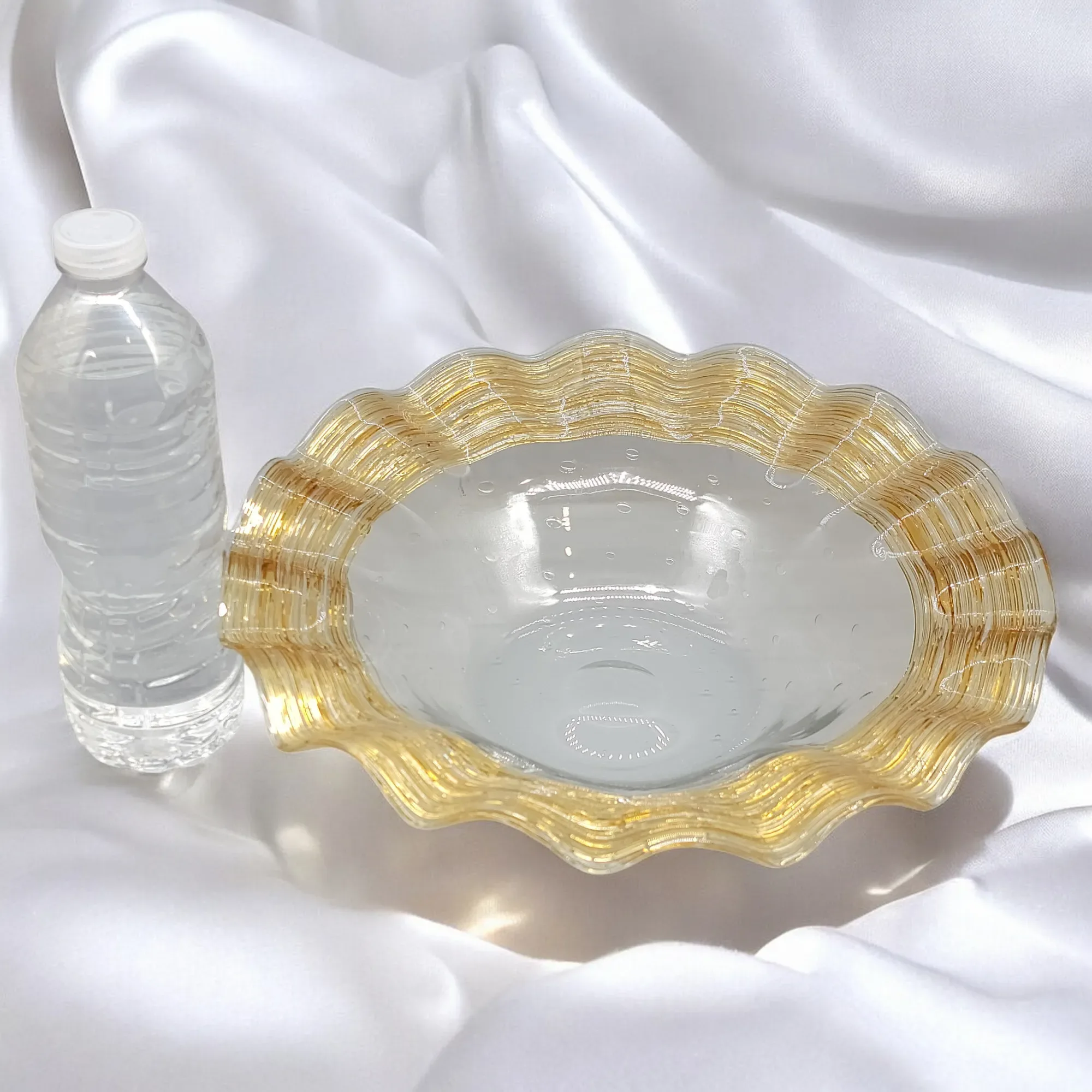 Frederick Carder for Steuben Large Gold Reeded Bowl - Controlled Bubbles - View 6