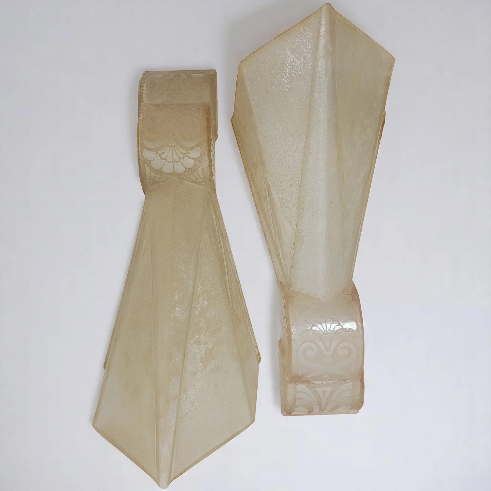 Set of Six Original 1930s Lightolier Art Deco Slip Shade Sconces – Modern Art Series, Model 6158 - View 8