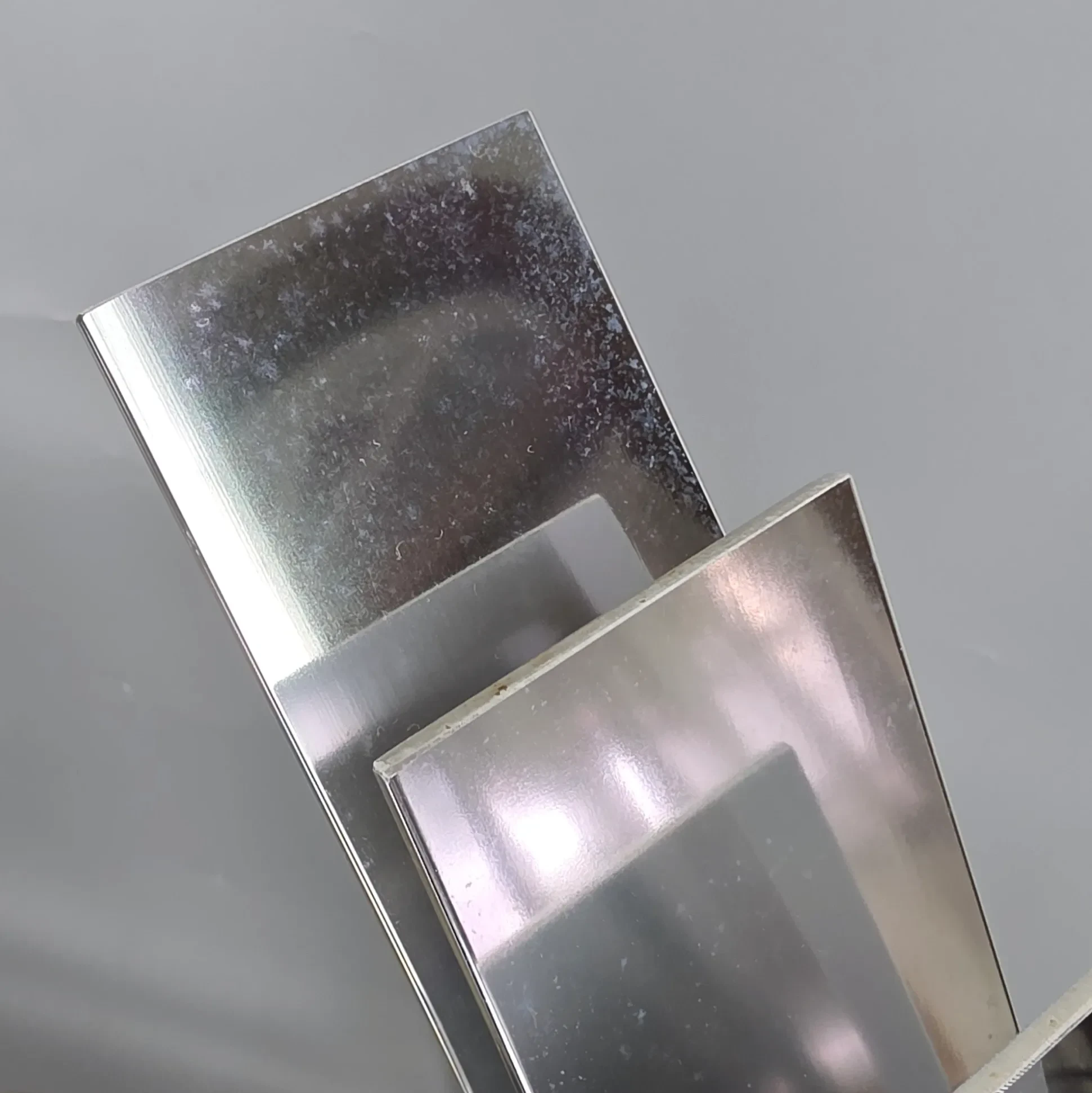 Dan Murphy 1989 Modernist Abstract Sculpture – Signed – Wavy Aluminum on Lucite Base with Sphere: gold, red, vintage, modern (view 13) - Art