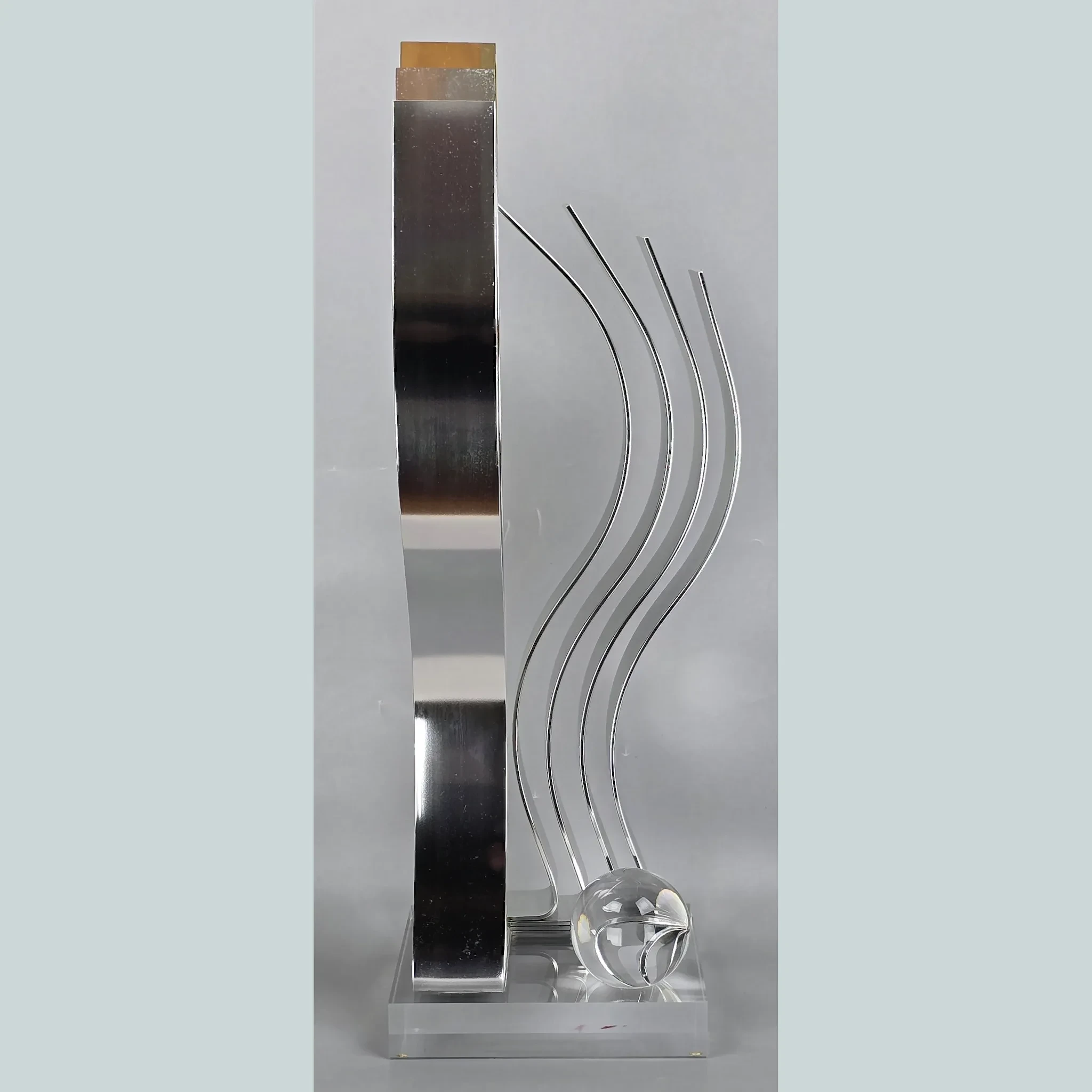 Dan Murphy 1989 Modernist Abstract Sculpture – Signed – Wavy Aluminum on Lucite Base with Sphere: gold, red, vintage, modern (back view) - Art